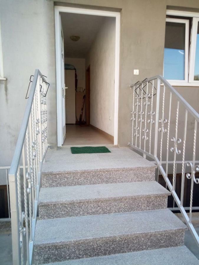 Apartmani Maris トロギール エクステリア 写真