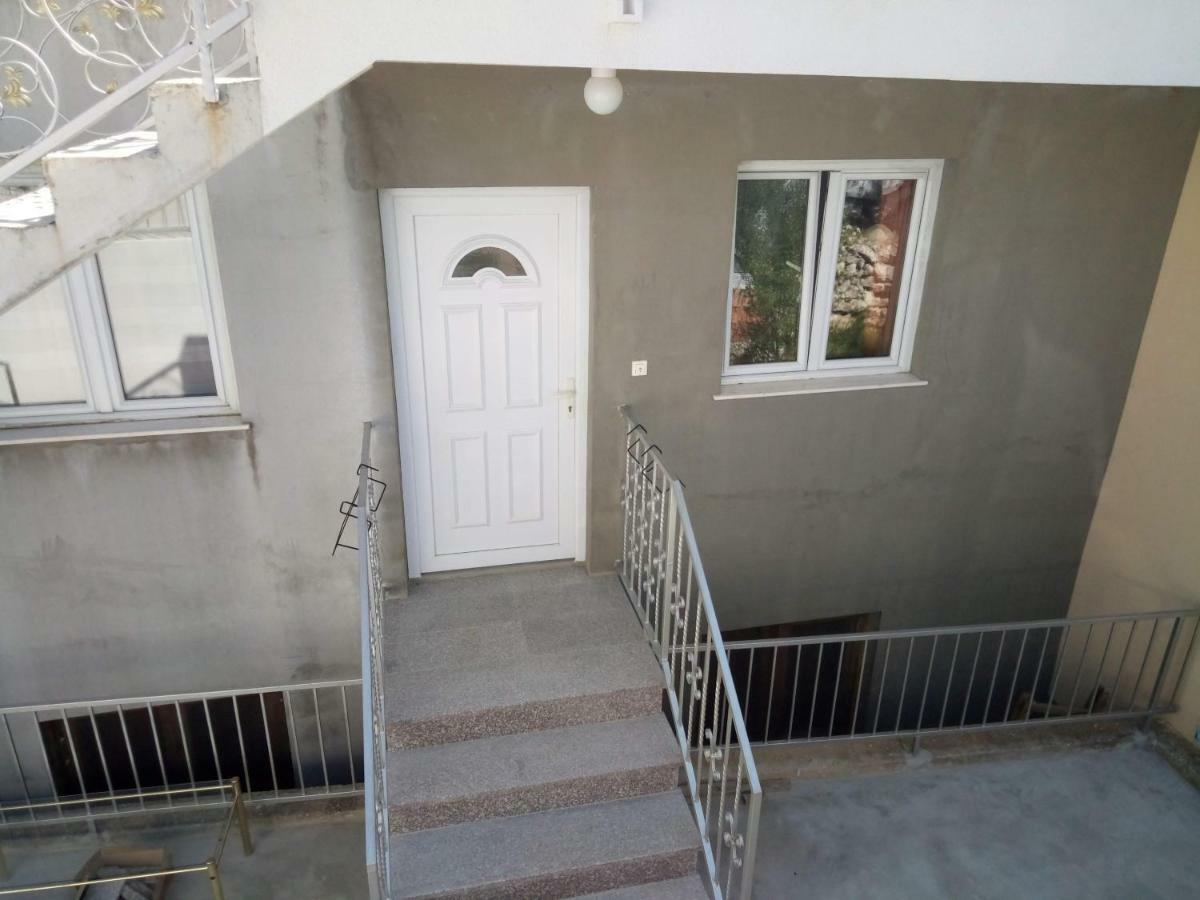 Apartmani Maris トロギール エクステリア 写真