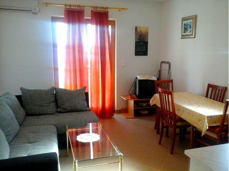Apartmani Maris トロギール エクステリア 写真